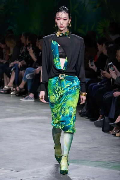 Look 43